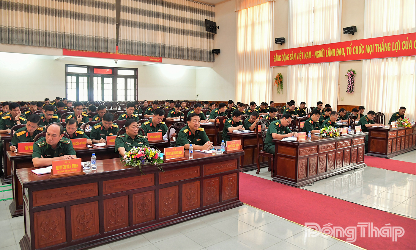 Đại biểu dự hội nghị.