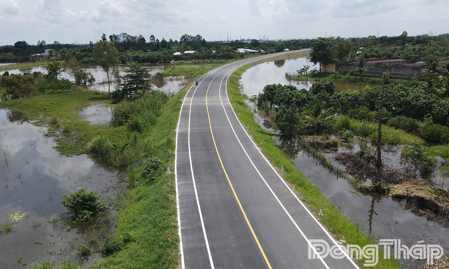 Đến nay, hệ thống các công trình trên tuyến tránh Cao Lãnh gần như hoàn chỉnh.