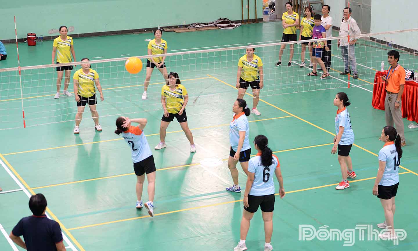 Các VĐV đã cống hiến nhiều màn tranh tài sôi nổi ở vòng loại.