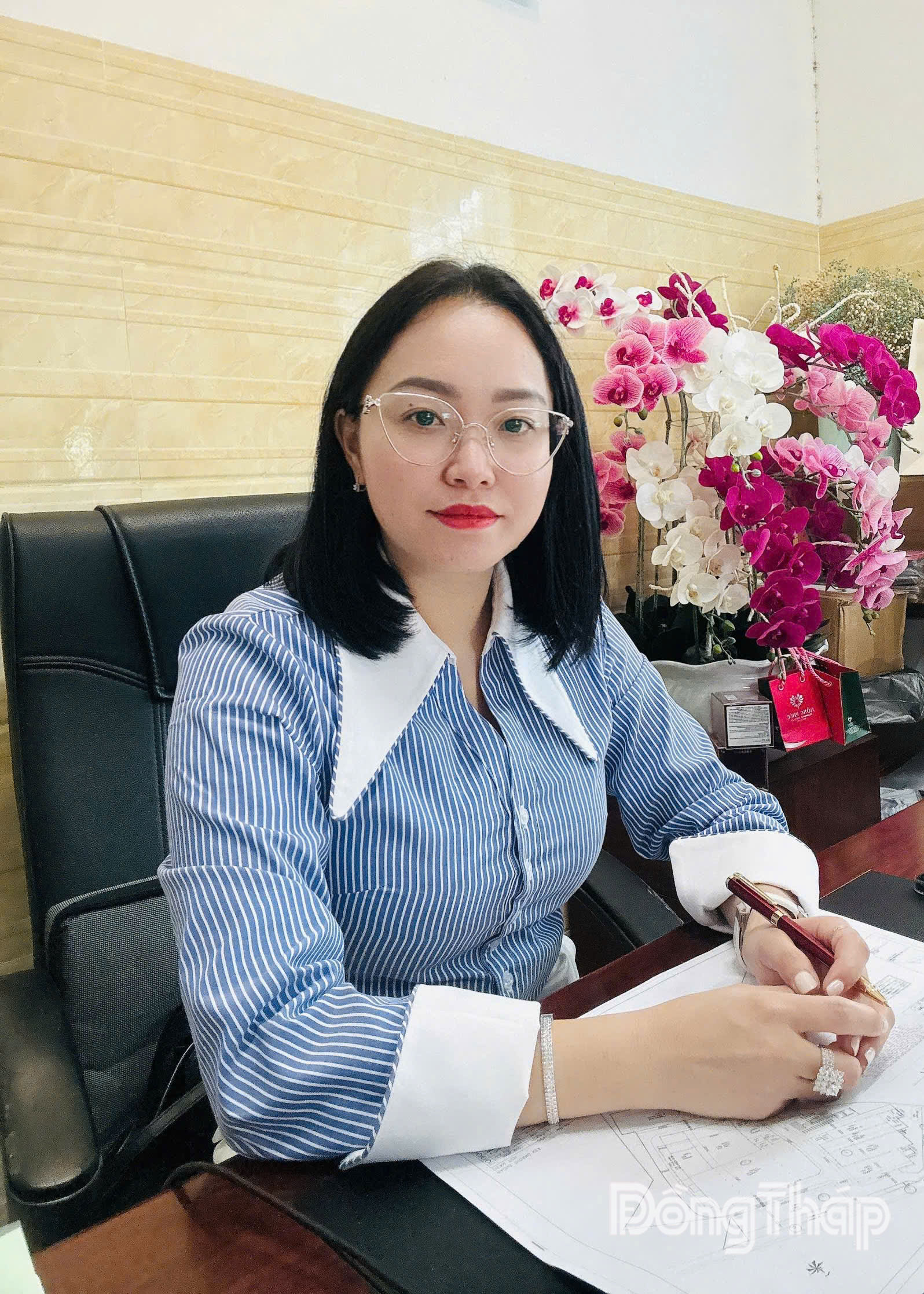 Chị Trà My không ngừng nỗ lực để đưa công ty ngày càng phát triển.