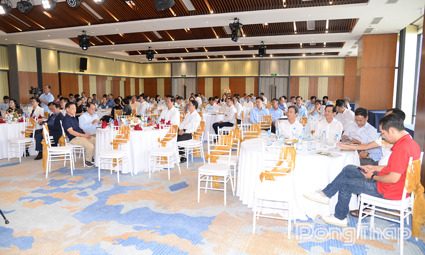 Quang cảnh buổi Cà phê doanh nhân.