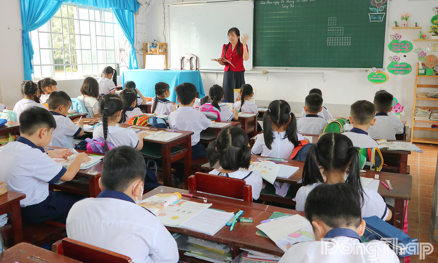 Một tiết học tại Trường Tiểu học Bùi Thị Xuân (phường Cao Lãnh). Ảnh: MỸ XUYÊN