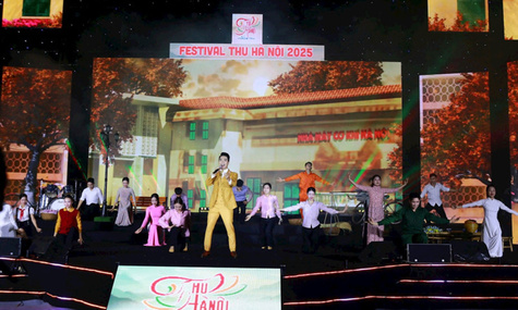 Festival celebrates Ha Noi's enchanting autumn