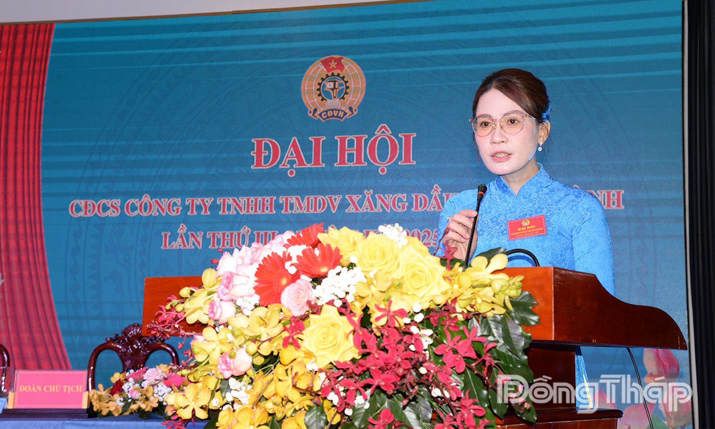 Đồng chí Phạm Ngọc Phương phát biểu tại đại hội.