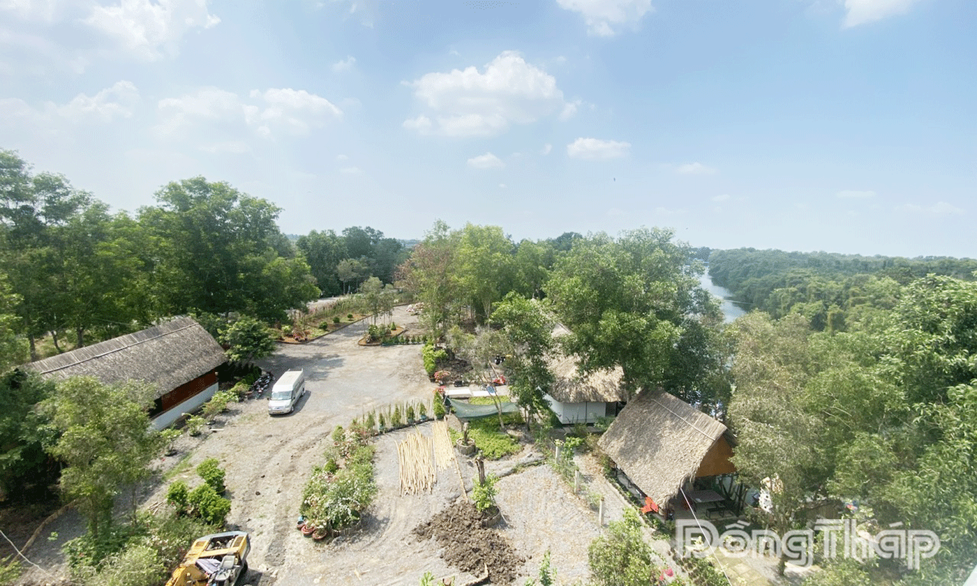 Một góc tại điểm tham quan khu bảo tồn nhìn từ đài quan sát.