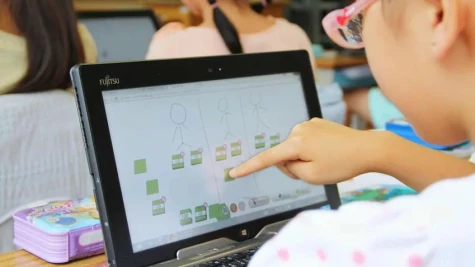 Bộ GD-ĐT sẽ biên soạn sách giáo khoa điện tử