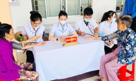 Nhiều hoạt động chào mừng 80 năm Ngày truyền thống Lực lượng vũ trang Quân khu 9