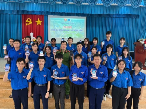 Khi người dùng mạng xã hội là một “lá chắn” trước thông tin xấu độc