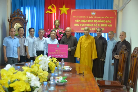 Đồng Tháp: Ngừng tiếp nhận đóng góp, ủng hộ đồng bào miền Trung, Tây Nguyên bị thiệt hại do mưa lũ gây ra