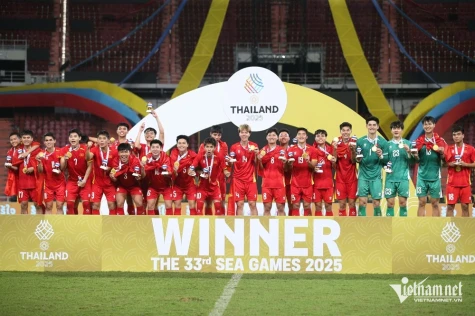 Chiến thắng lịch sử của U22 Việt Nam và HLV Kim Sang-sik tại SEA Games 33