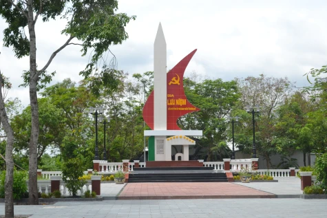 Vùng đất anh hùng hướng đến An toàn khu