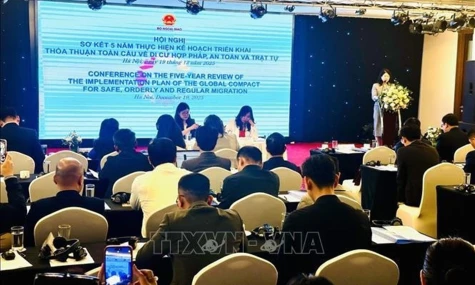 Viet Nam reviews five-year implementation of global compact for migration