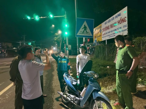 Bắt giữ thanh niên mua súng và đạn qua mạng xã hội