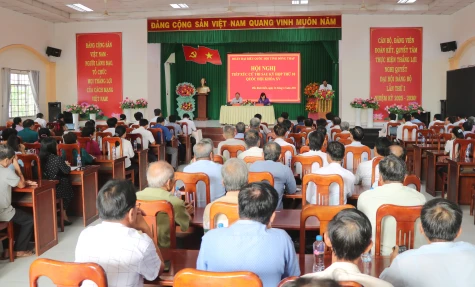 Đoàn Đại biểu Quốc hội tỉnh Đồng Tháp tiếp xúc cử tri xã Đốc Binh Kiều