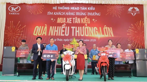 Tân Kiều tri ân khách hàng trong không khí hân hoan, rộn ràng ngày đầu năm mới