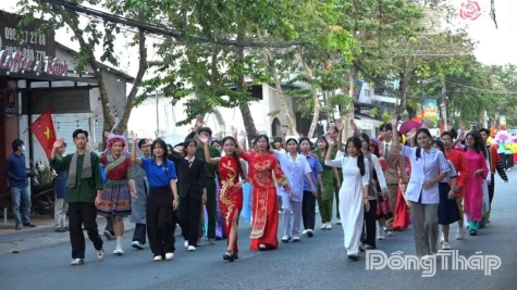 Vibrant Colors of the Street Carnival at the 2nd Sa Dec Flower and Ornamental Plant Festival