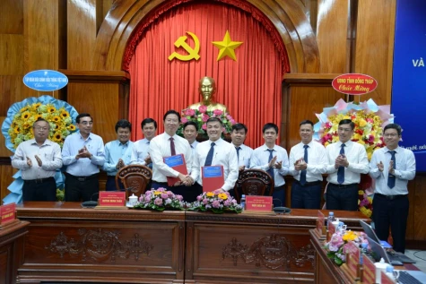 Đồng Tháp: Ký kết thỏa thuận hợp tác về chuyển đổi số giai đoạn 2026 - 2030