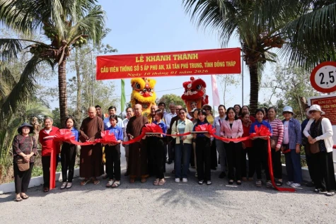Xã Tân Phú Trung khánh thành cầu Viên Thông số 5