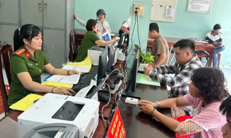Đồng Tháp thêm 13 điểm cấp đổi Giấy phép lái xe tại công an xã, phường
