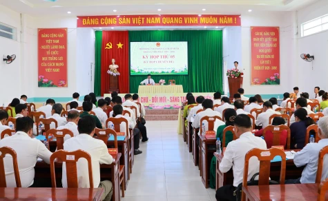 Hội đồng nhân dân xã Tháp Mười tổ chức Kỳ họp thứ 5 - Kỳ họp chuyên đề