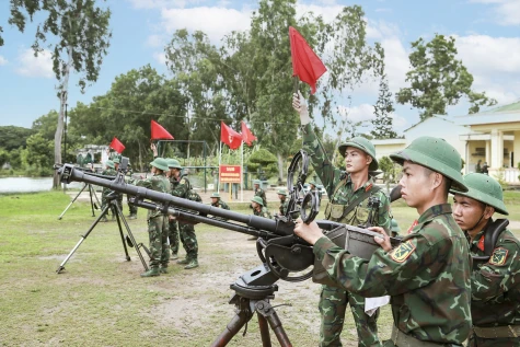 Chú trọng thực hiện tốt nhiệm vụ sẵn sàng chiến đấu