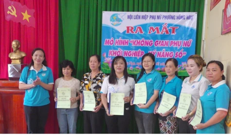 Phường Hồng Ngự: Ra mắt mô hình “Không gian phụ nữ khởi nghiệp - Kỹ năng số”