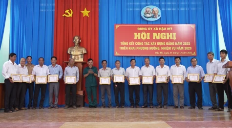 Tăng cường xây dựng Đảng bộ trong sạch, vững mạnh