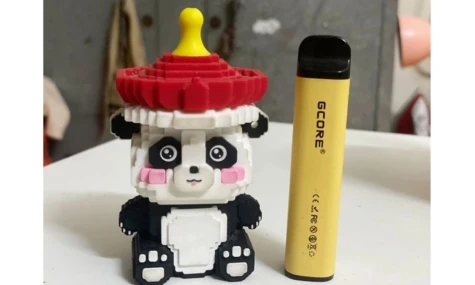 Hiệu trưởng bị phạt 10 triệu đồng nếu để học sinh hút thuốc lá điện tử