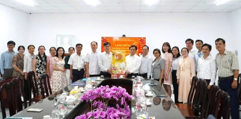 Đồng chí Trần Văn Dũng thăm, chúc tết tại các địa phương