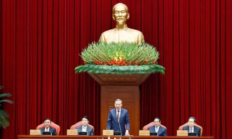 Tổng Bí thư Tô Lâm chủ trì gặp mặt các đồng chí nguyên Ủy viên Trung ương Đảng các khóa