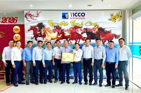 Đồng chí Phan Văn Thắng thăm, chúc tết doanh nghiệp