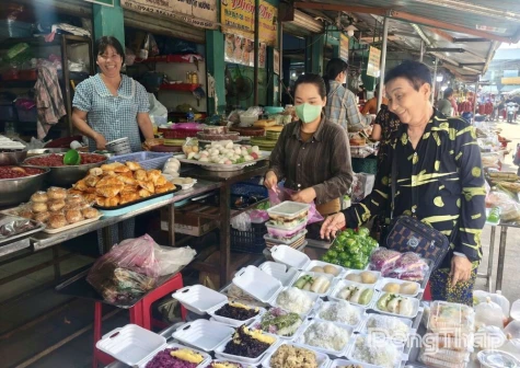 Preserving the Flavor of "Countryside Cakes" Amidst Urban Life
