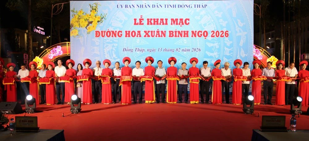 Đồng Tháp: Khai mạc Đường hoa xuân tại phường Đạo Thạnh và phường Cao Lãnh