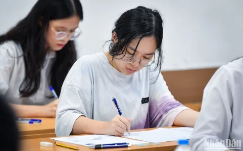 Bộ Giáo dục và Đào tạo chốt quy định bỏ xét riêng học bạ, cho thí sinh đăng ký tối đa 15 nguyện vọng