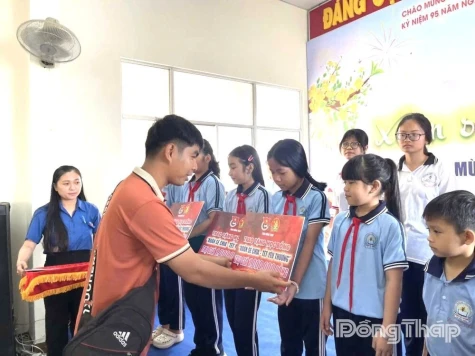 Khi cây kiểng lan tỏa tinh thần thiện nguyện