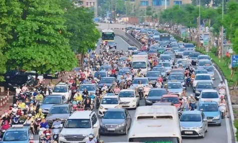 Không để xảy ra ùn tắc kéo dài trên các tuyến đường vào trung tâm Hà Nội và TPHCM