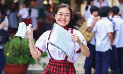 Hơn 20 tỉnh, thành công bố môn thứ ba thi lớp 10