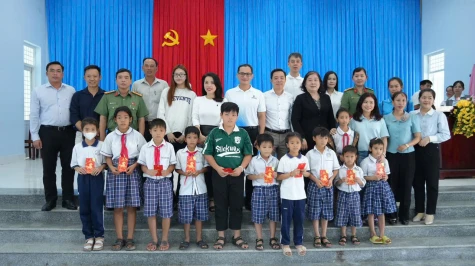 Hội Liên hiệp Phụ nữ tỉnh Đồng Tháp: Vận động trao 33.318 phần quà tết