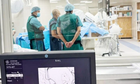 Thầy thuốc cần chính sách đột phá sớm trở thành hiện thực