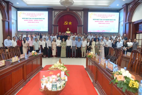 Họp mặt báo chí mừng Đảng, mừng Xuân Bính Ngọ 2026: Đồng hành lan tỏa khát vọng phát triển quê hương Đồng Tháp