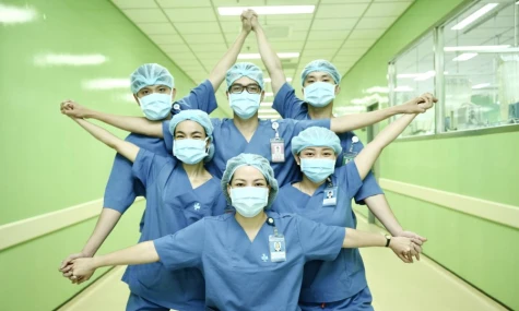 Tri ân người thầy thuốc bằng sự thấu hiểu và niềm tin