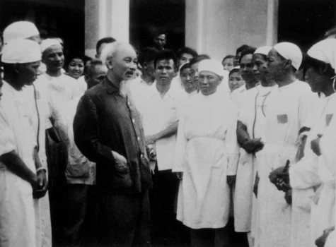 Tri ân, tôn vinh những “Lương y như từ mẫu”