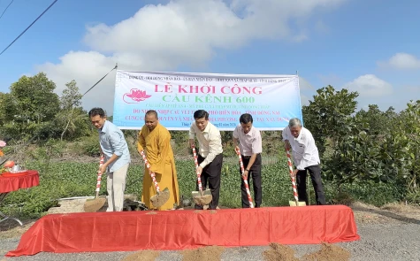 Tháp Mười: Khởi công xây dựng cầu Kênh 600