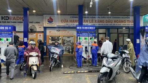 Tăng cường kiểm tra kinh doanh xăng dầu trước biến động quốc tế