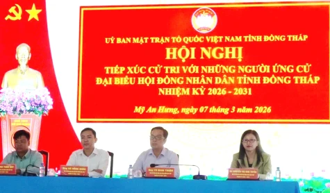 Ứng cử viên đại biểu HĐND tỉnh đơn vị bầu cử số 11 tiếp xúc cử tri xã Mỹ An Hưng