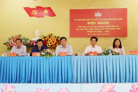 Ứng cử viên đại biểu Hội đồng nhân dân tỉnh tiếp xúc cử tri phường Mỹ Trà