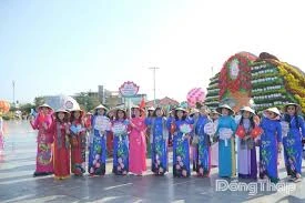 Tự hào, tôn vinh và phát huy vai trò phụ nữ Việt Nam