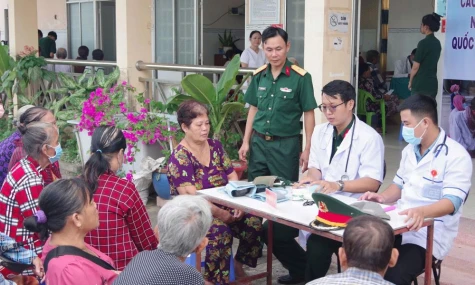 Điểm tựa lòng dân nơi biên cương