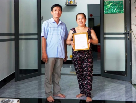 Xã Lấp Vò: Bàn giao nhà tình thương cho hộ khó khăn