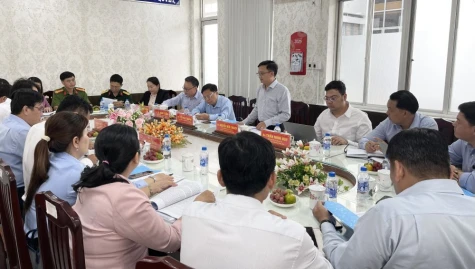 Đoàn kiểm tra, giám sát số 23 của Bộ Chính trị, Ban Bí thư làm việc với Đảng ủy phường Mỹ Tho